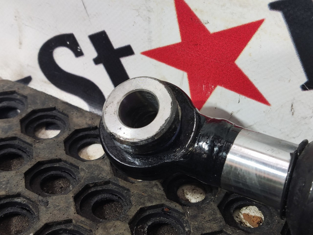 Цилиндр подъема кабины 2023г