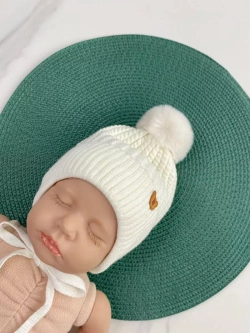 Шапка утепленная для новорожденного