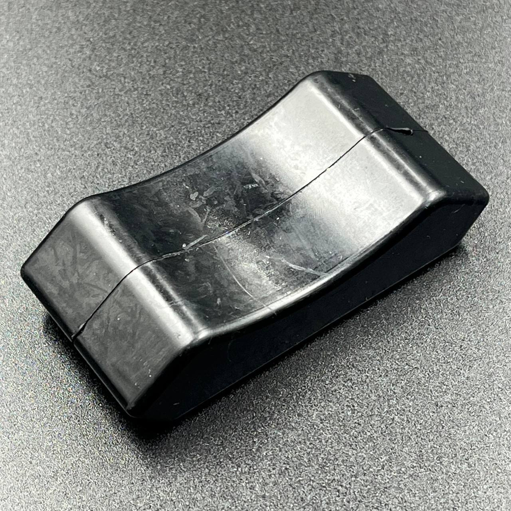 Демпфер опорный резиновый Tohatsu 9.9-18 (Нижний центральный) (PREMARINE)