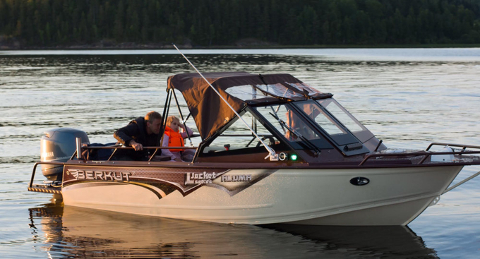 Лодка BERKUT L-Jacket