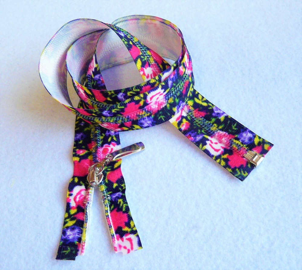 Молния (витая, Т5, 70 см), принт- Цветы на синем