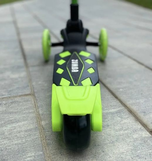 Самокат трехколесный со светящимися колесами Micar Zumba 2022 чёрный, зеленый