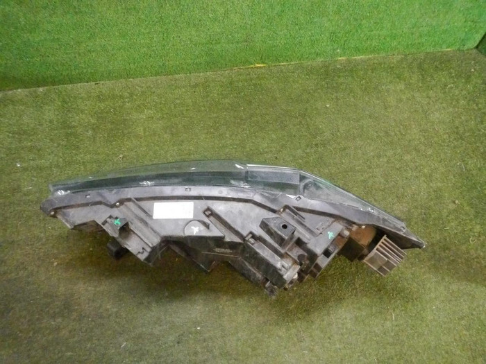 Фара правая Haval F7 (2018-2024) LED