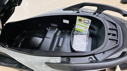 Скутер Honda NSS350AS черный