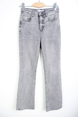 Джинсы Befree модного цвета, маркировка S, визуально на 44 размер
