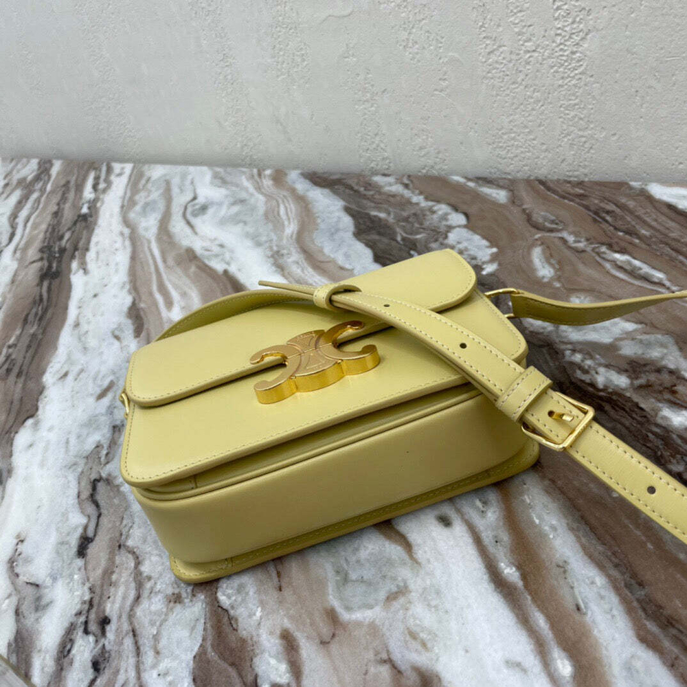 Celine Triomphe 18 cm