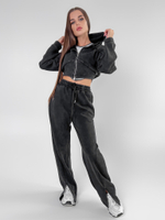 Костюм спортивный Snow Vina 15796 из укороченной толстовки на молнии и широких штанов с разрезами