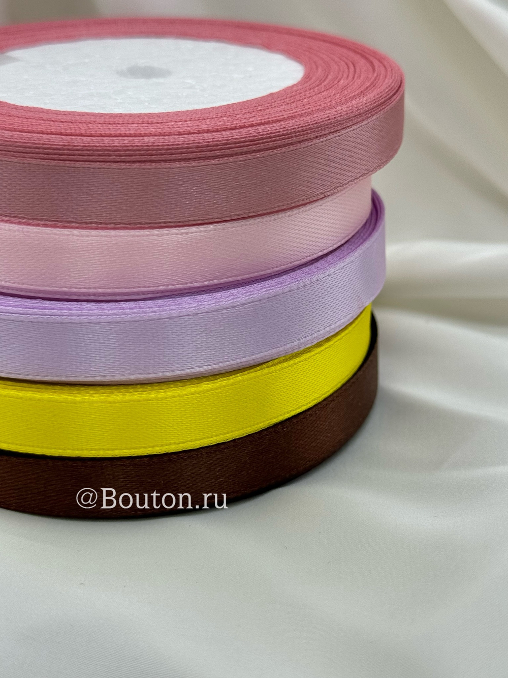 Атласная лента лавандовая 1 см