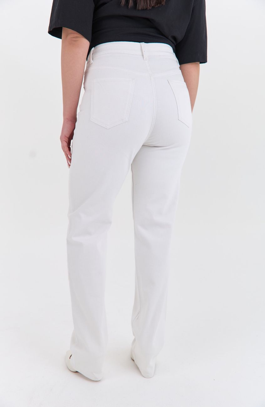 Джинсы straight fit с высокой посадкой, молочный