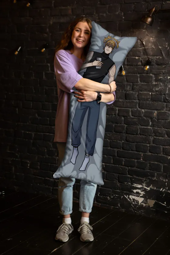 Дакимакура Илья Тихонов