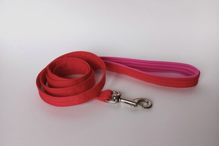 Поводок с ручкой из неопрена 1,5 м