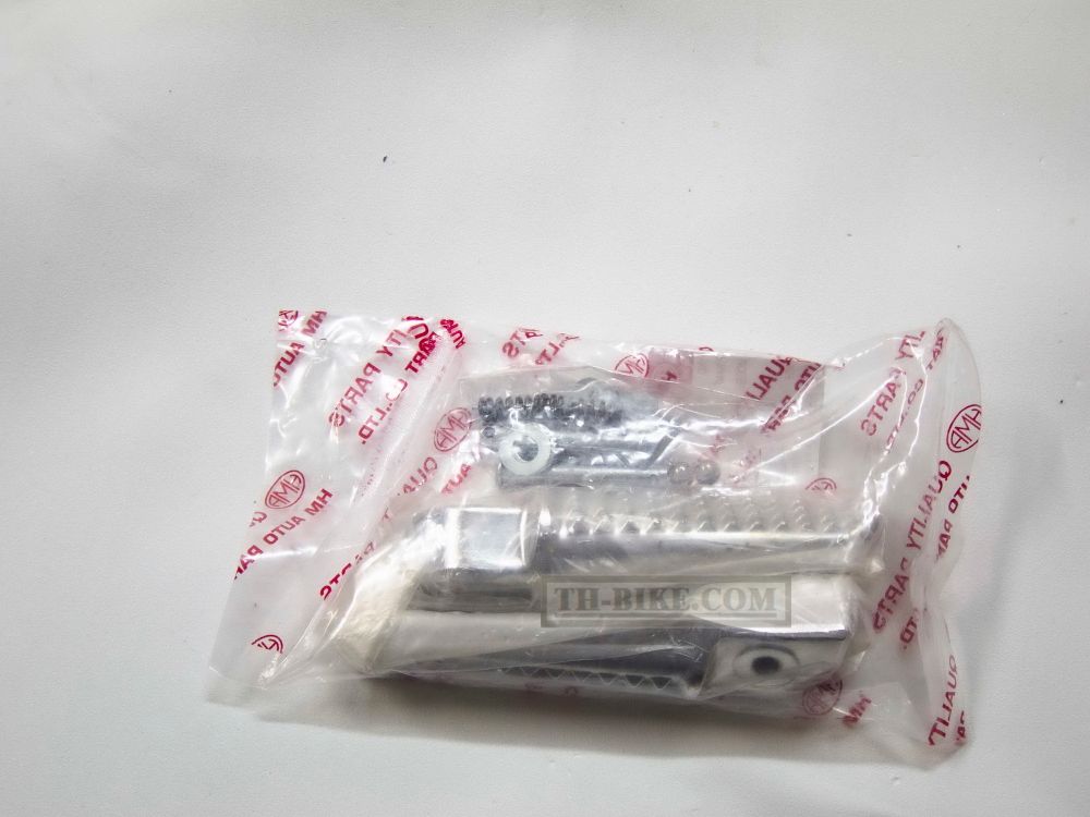 Pillion step, footrest, footpeg, rear, passenger step. 1 Pair aftermarket set. Made in Thailand. Copy of 50730-KT7-761 50720-KT7-761