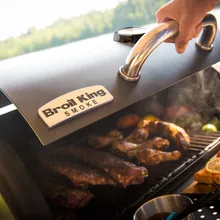 Угольная и дровяная гриль-коптильня Broil King Regal Offset 400