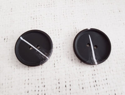 Пуговицы костюмные, d 2,8 см