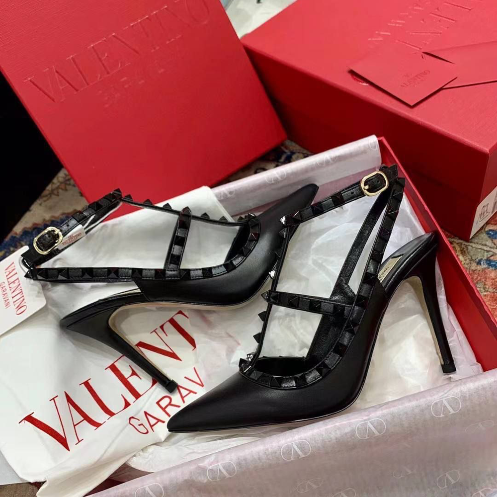 Туфли Valentino Garavani Rockstud