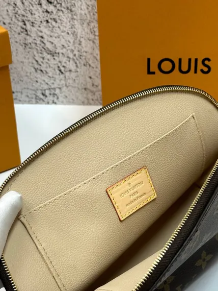 Косметичка Louis Vuitton Cosmetic Pouch коричневый