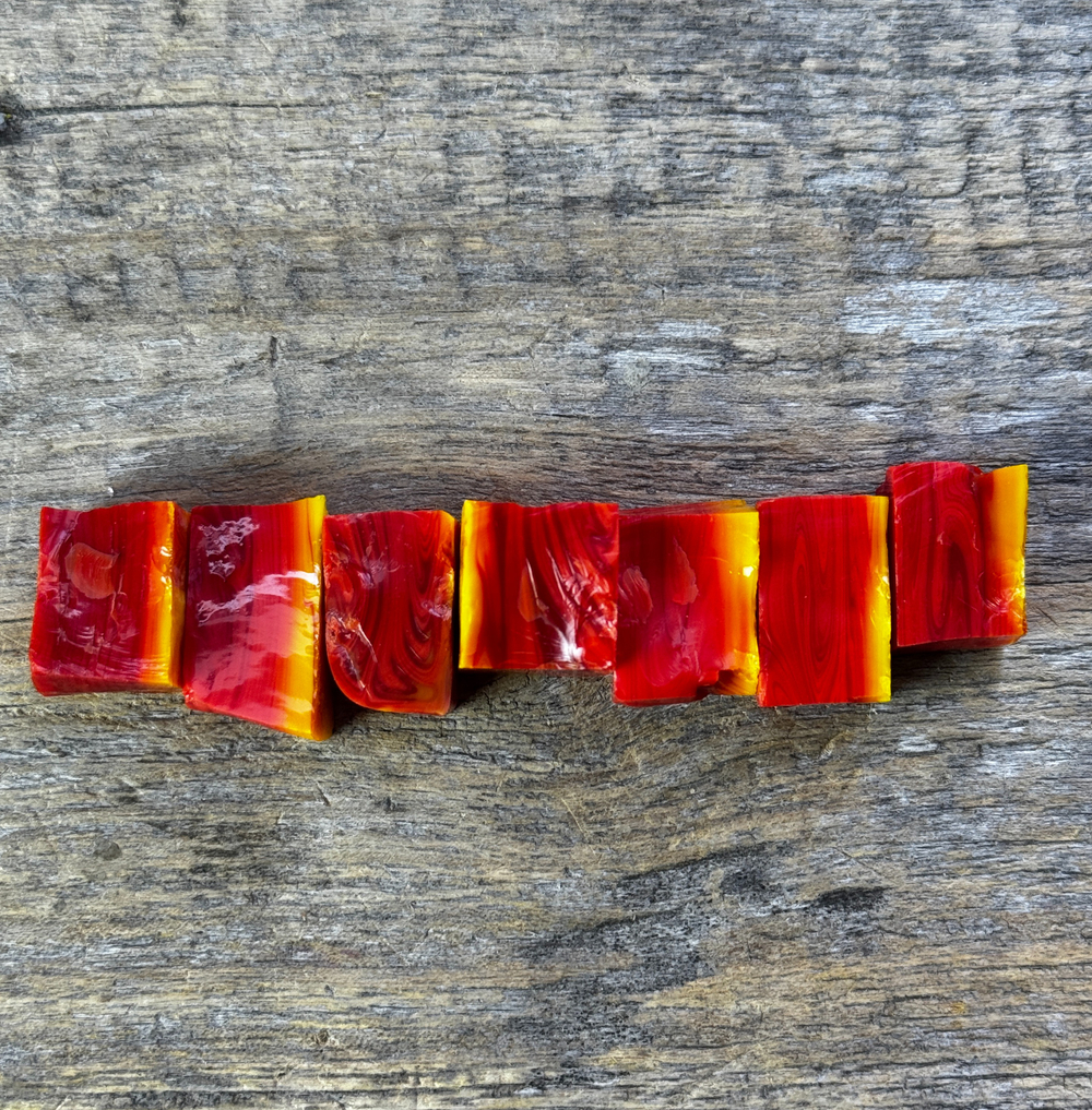 V1.K.red-yellow смальта разноформатная колотая красно-желтых оттенков