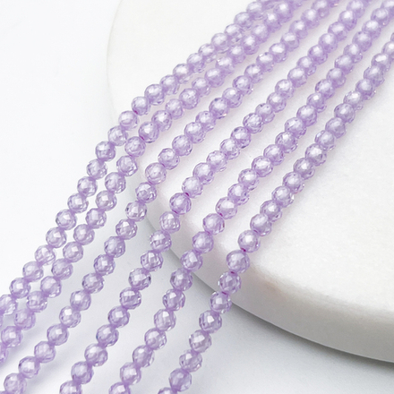 Фианит (кубический цирконий), цвет лавандовый, размер 3 мм, цена за нить около 130 шт (38 см)