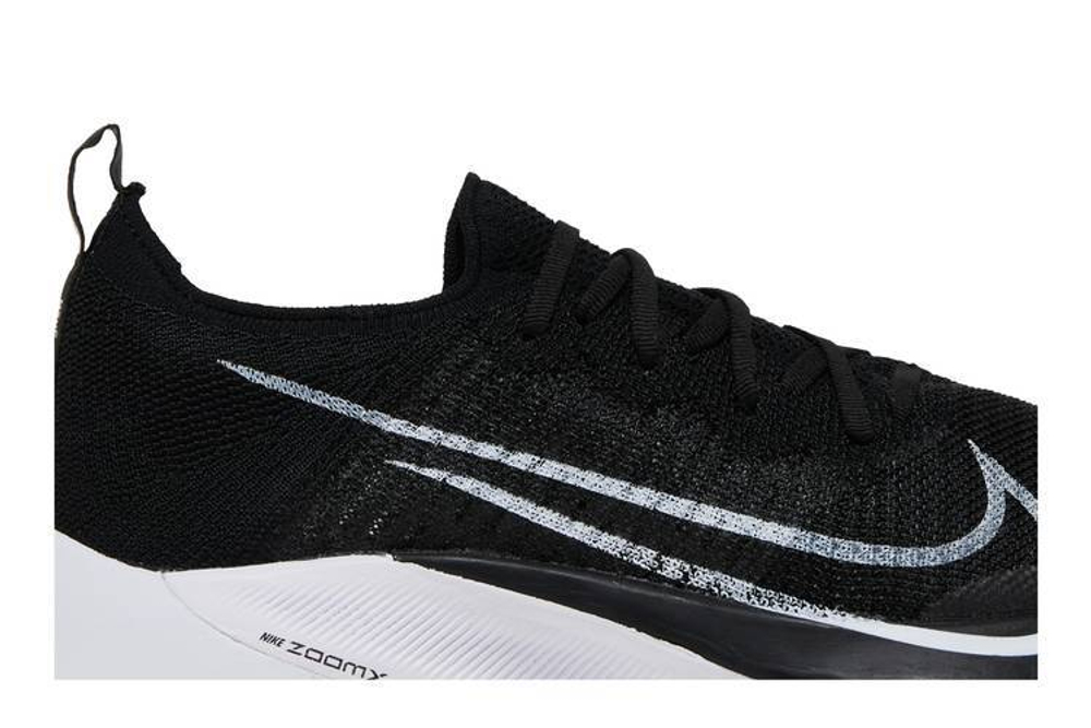 Кроссовки Nike Air Zoom Tempo Next