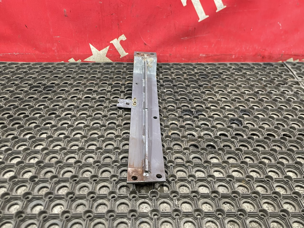 Кронштейн сепаратора топливного