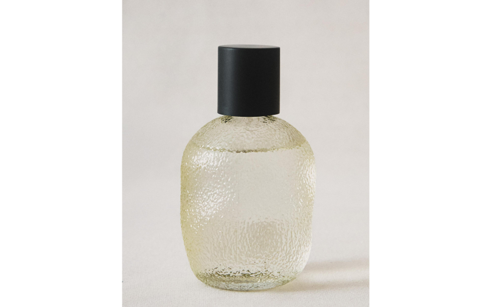 Zara Home Ароматический спрей для тканей и одежды Vetiver Melon 190 мл, освежитель, аромат древесный