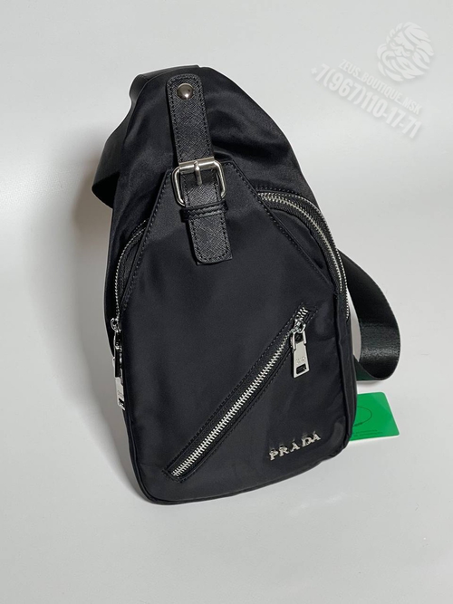 Нагрудная сумка-слинг Prada