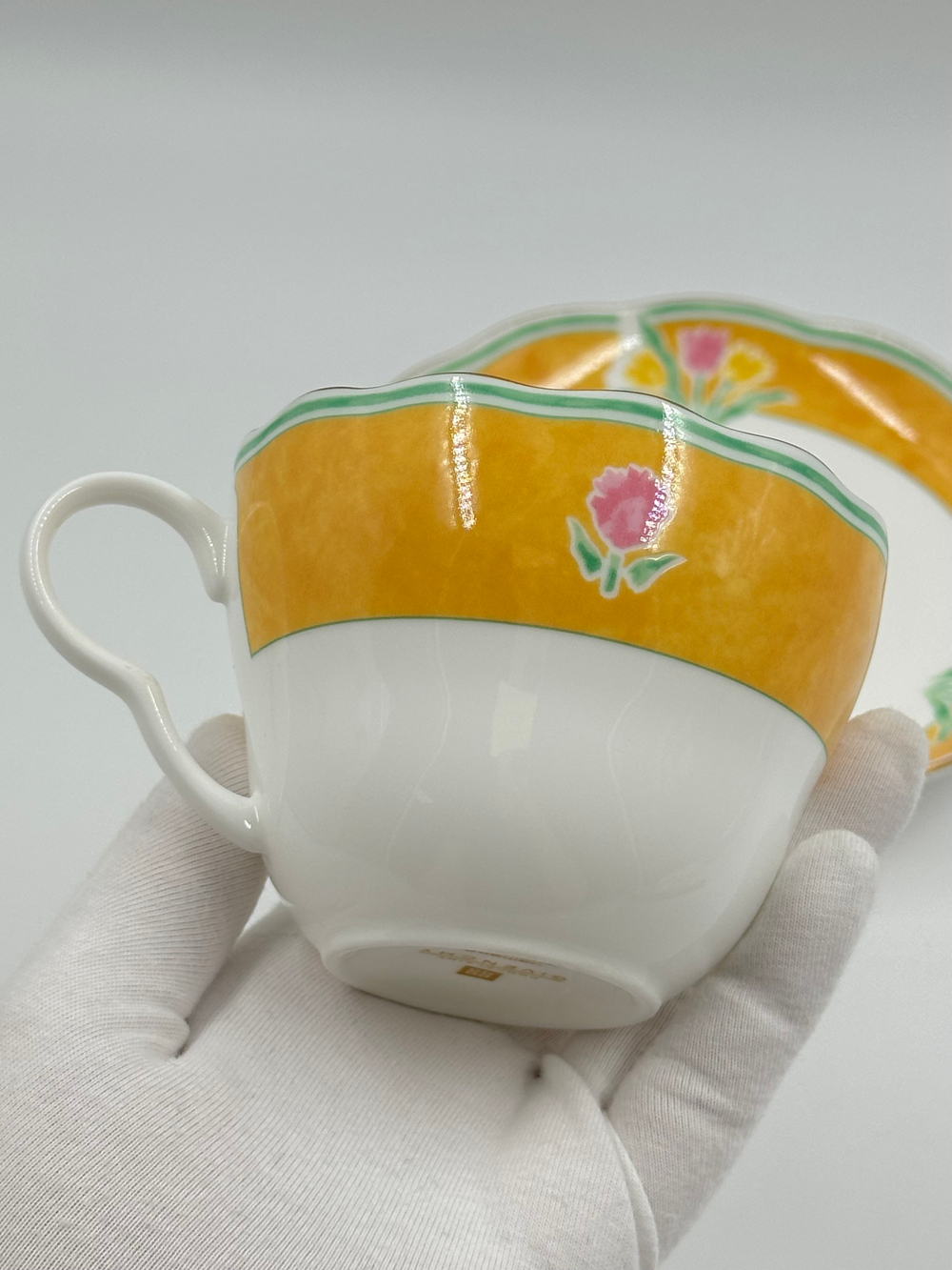 Чайная пара с жёлтой каймой Givenchy by Yamaka