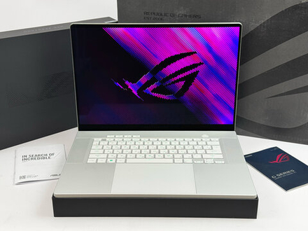 Ноутбук ASUS ROG Zephyrus Ultra 9 185H / RTX 4070 / 32GB / 1TB / 2.5K / 240Hz/ OLED / Win11 / RU-EN клавиатура