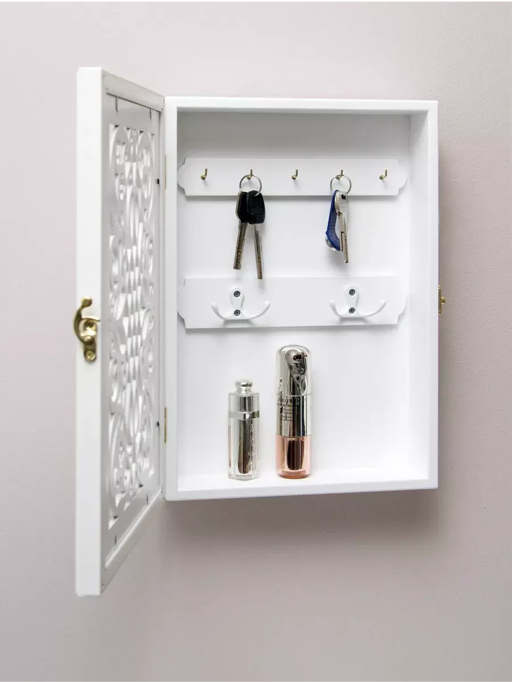 Ключница настенная в прихожую закрытая
