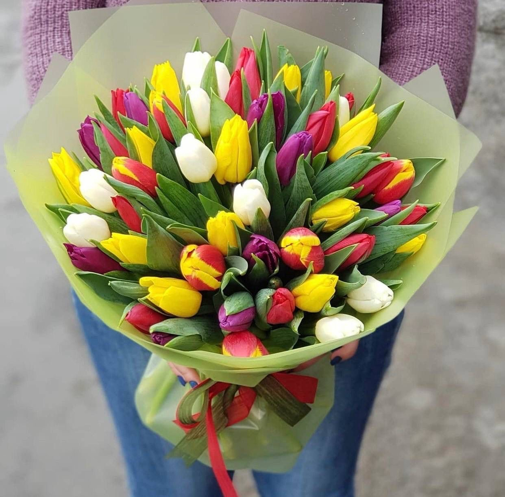 Букет микс из тюльпанов "Three colours"