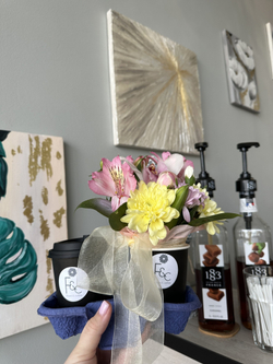 Комплимент 🩷кофе+цветы☕️💐
