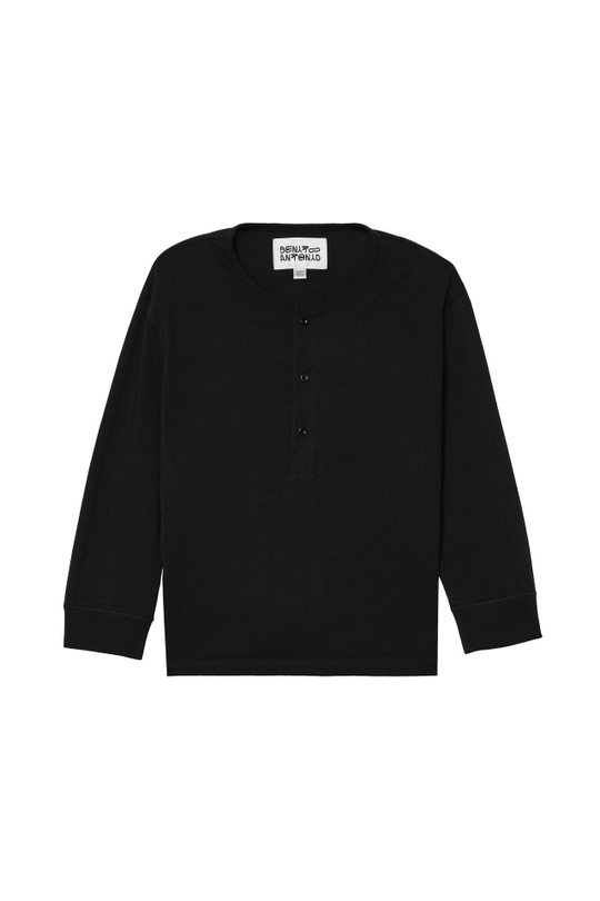 ZARA X BENITO ANTONIO ФУТБОЛКА С ПУГОВИЦАМИ, ЧЕРНЫЙ