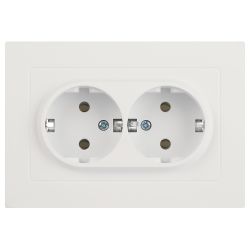 Розетка Intro Accent 6-205-01М двойная с заземлением 2X2P+E Schuko 16А-250В IP20 СУ AL/CU белый матовый | Intro