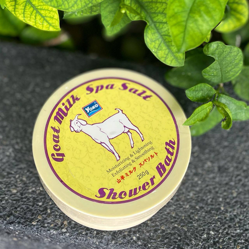 Солевой скраб для тела Козье молоко Goat Milk Spa Salt Shower Bath Yoko