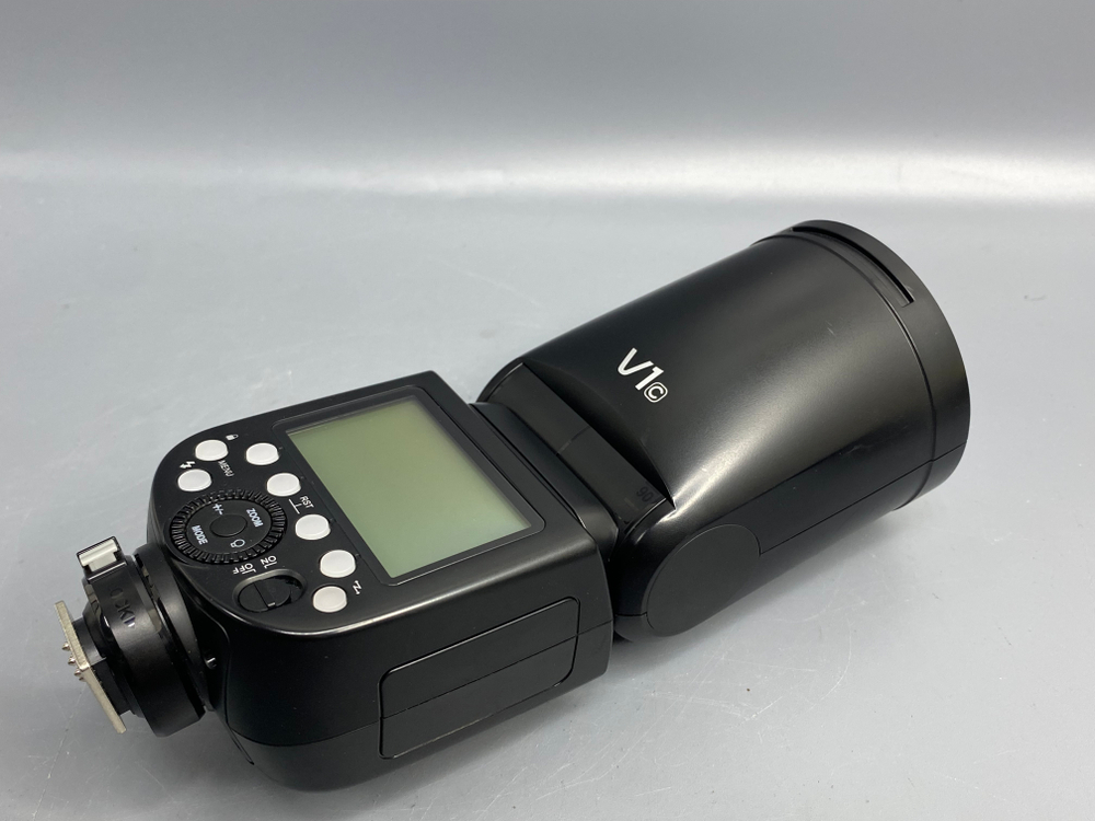 Godox V1C