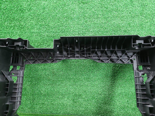 Телевизор Hongqi HS5 (2019-н.в.)