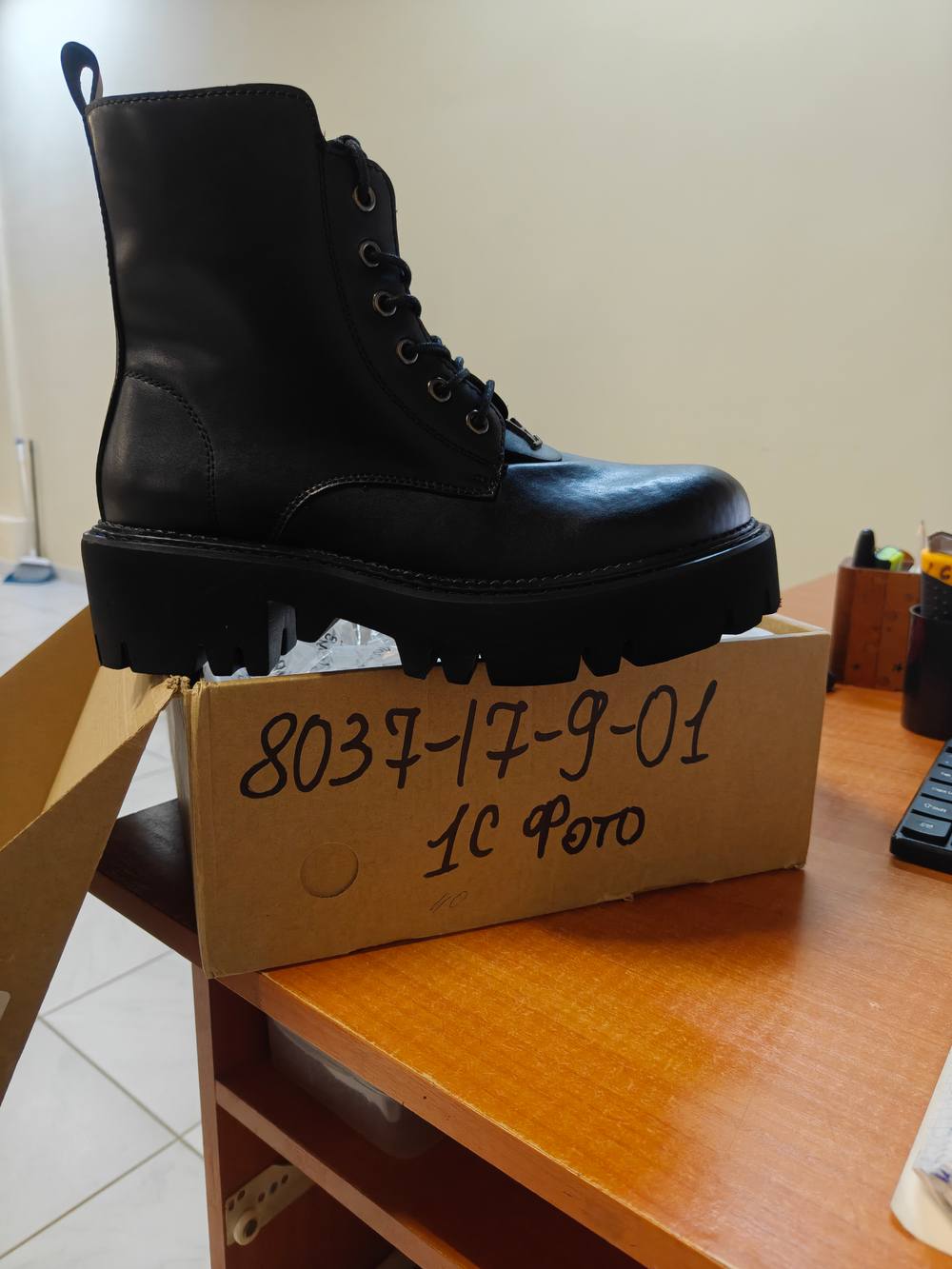 Ботинки женские