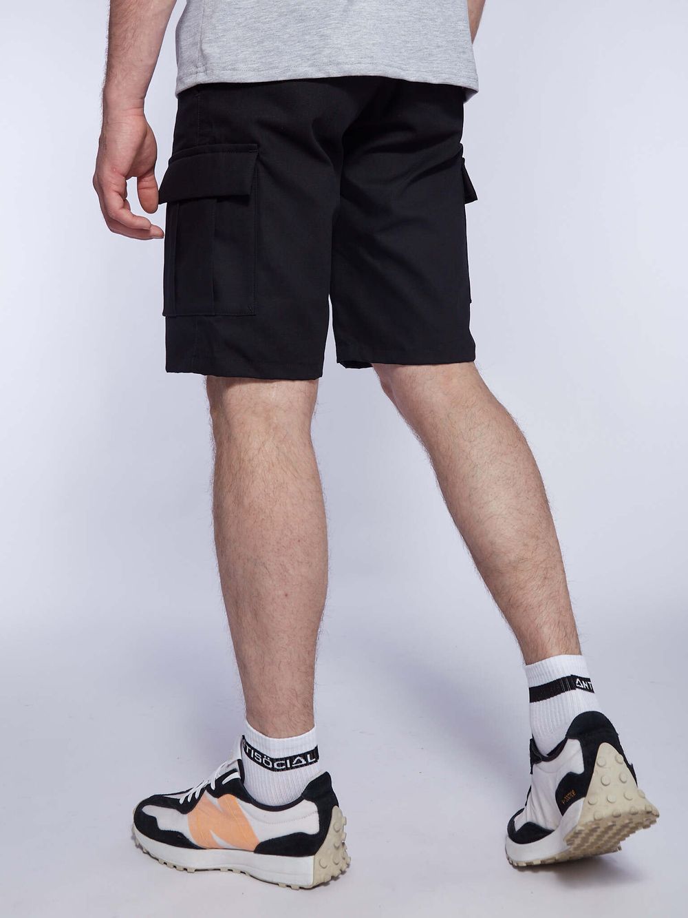 Шорты Antisocial Cargo Черные