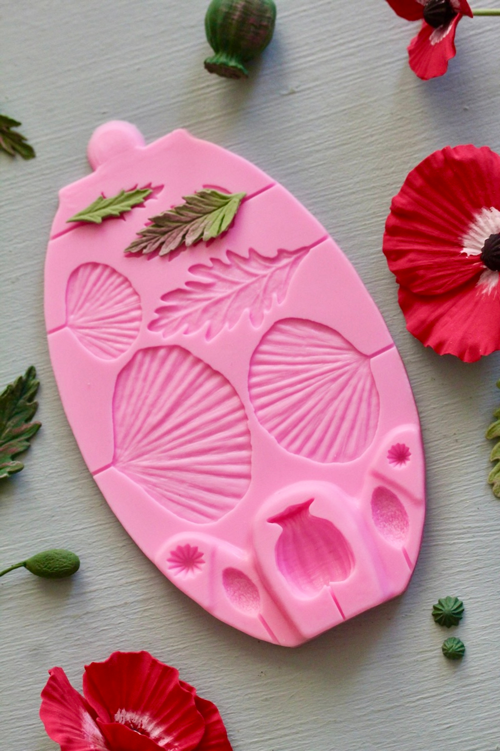 Силиконовый молд "Цветки, листья, коробочкии бутоны мака".