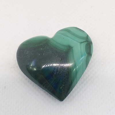 Сердце из уральского малахита