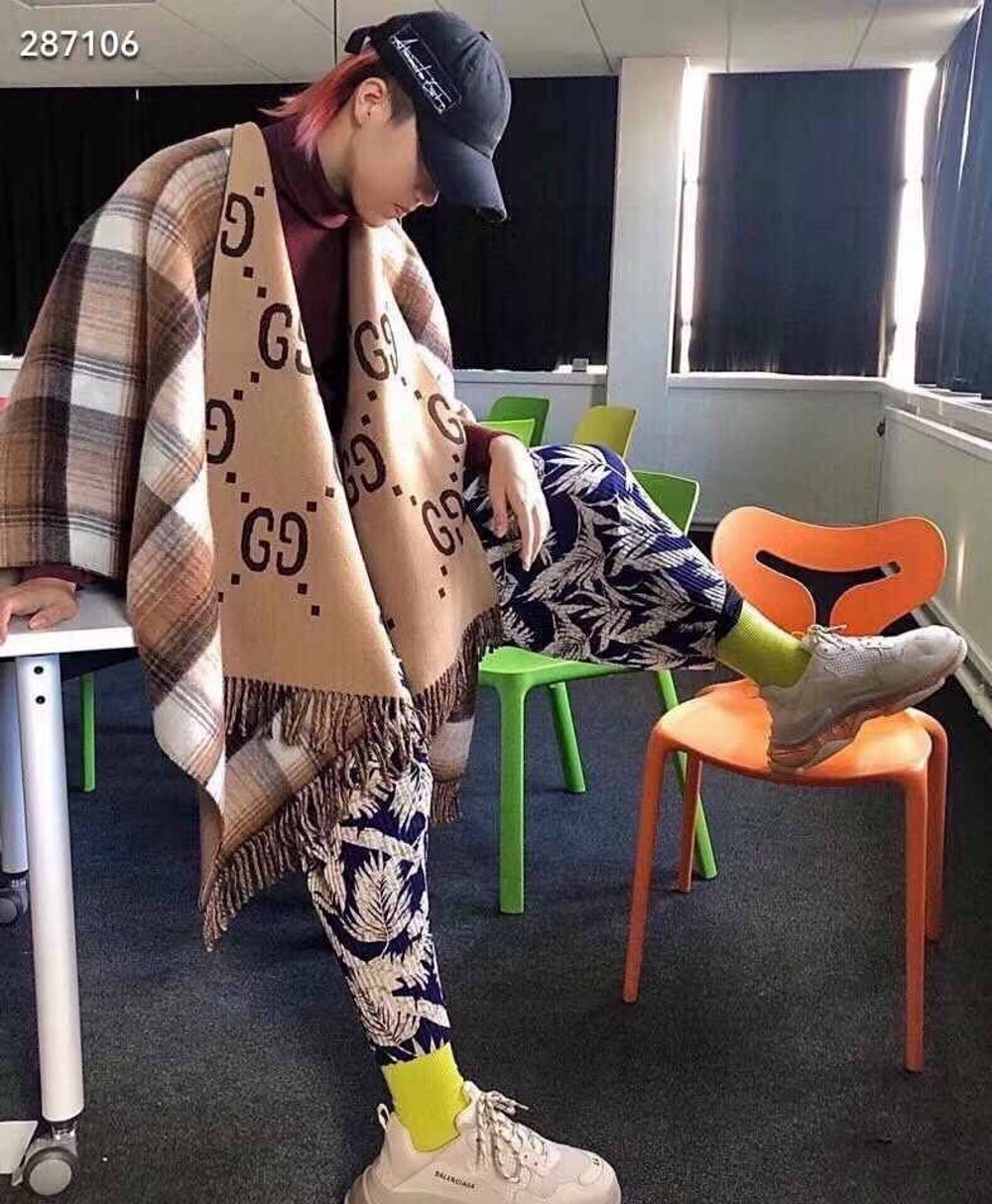 Палантин Gucci
