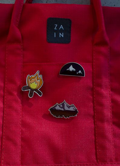 Значок деревянный (брошь) Mountain. Fire Pin