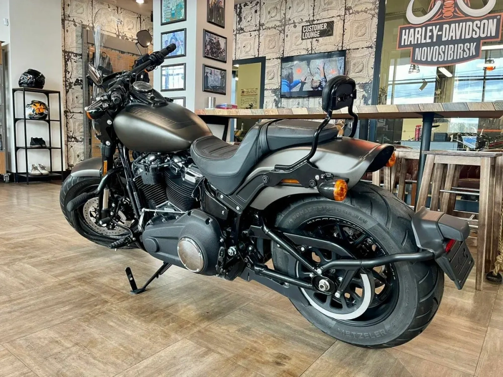 Harley-Davidson Fat Bob, 2020