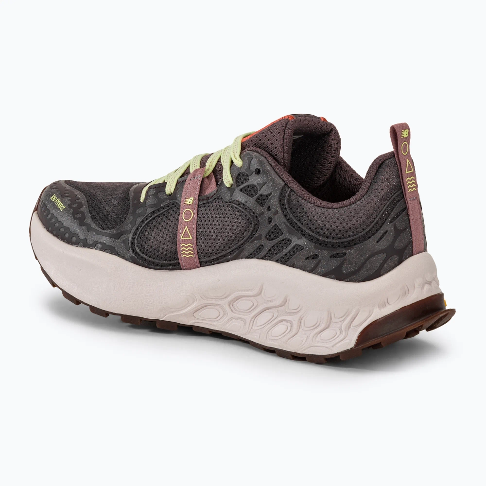 Женские Кроссовки для бега New Balance Fresh Foam X Hierro v8 licorice