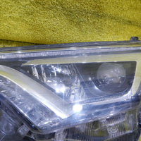 Битая Фара левая Toyota Rav 4 CA40 (2015-2019) LED