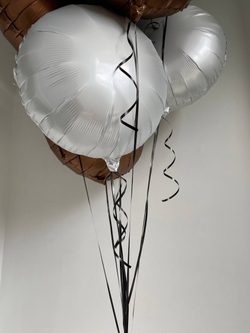 Набор воздушных шаров для парня стильные белый/шоколад №1257