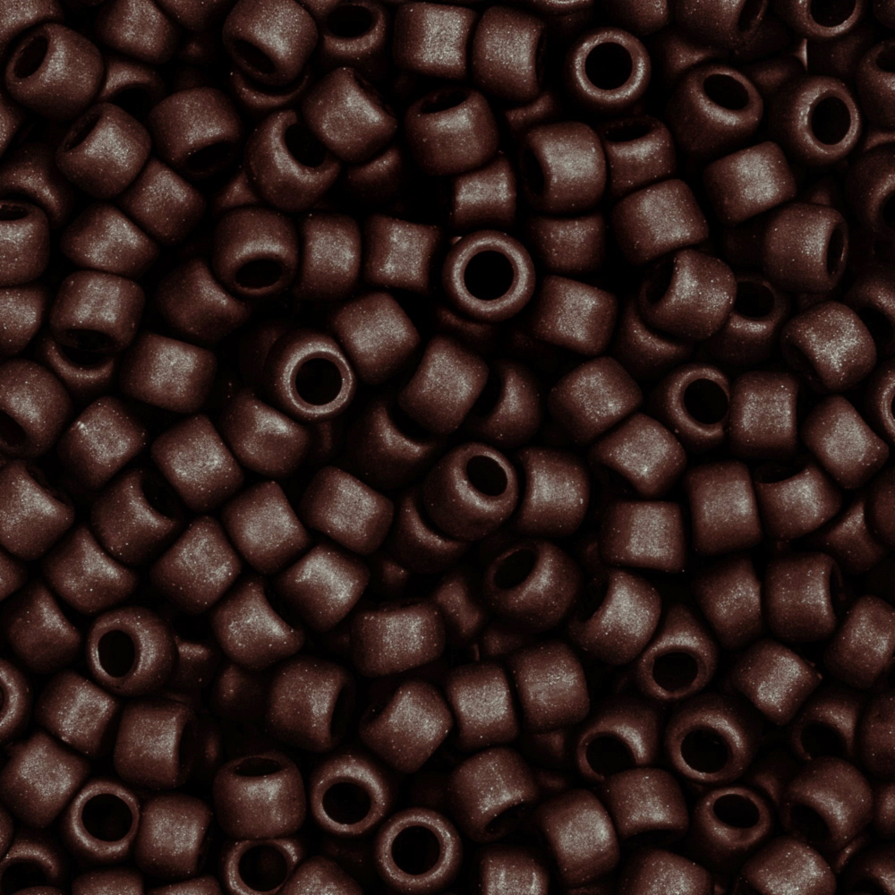 Японский бисер TOHO Round 8/0 (№46F), непрозрачный матовый