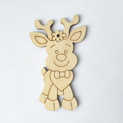 Ёлочная игрушка Оленёнок в бабочке