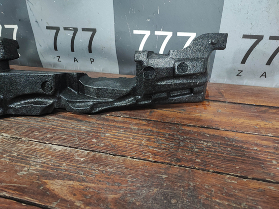 Абсорбер переднего бампера Mercedes C (W205) 14-18 Б/У Оригинал A2058851037