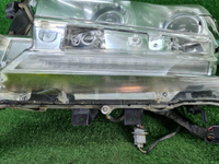 Битая Фара левая Toyota Land Cruiser 200 (2015-2021) LED